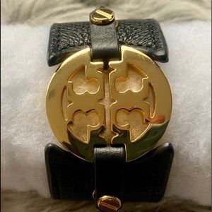 Tory Burch Bracelet new authentic.